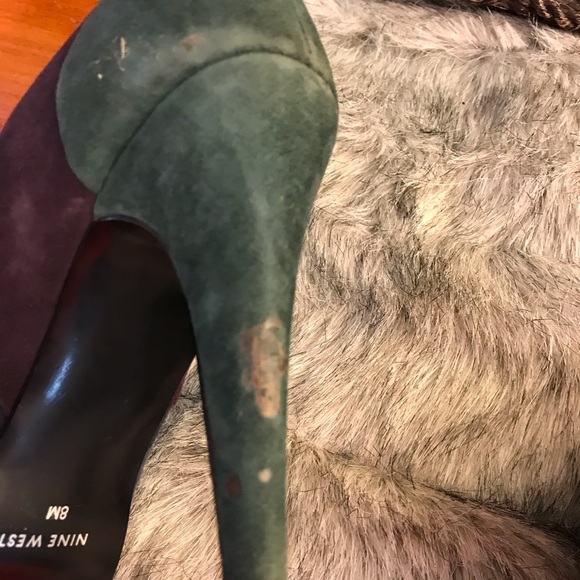Rare Nine West Green, Purple & Blue Suede Pump - Picture 5 of 5